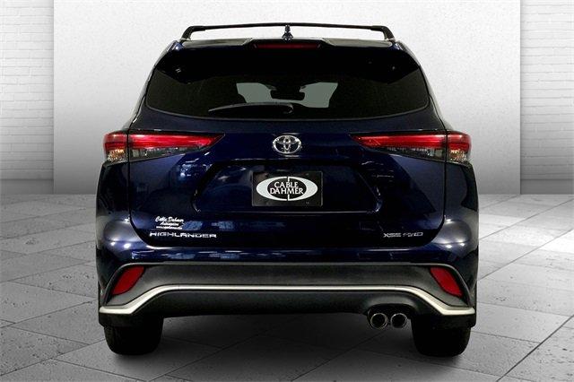 2023 Toyota Highlander Vehicle Photo in KANSAS CITY, MO 64114-4545
