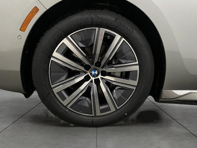 2024 BMW i7 Vehicle Photo in Appleton, WI 54913