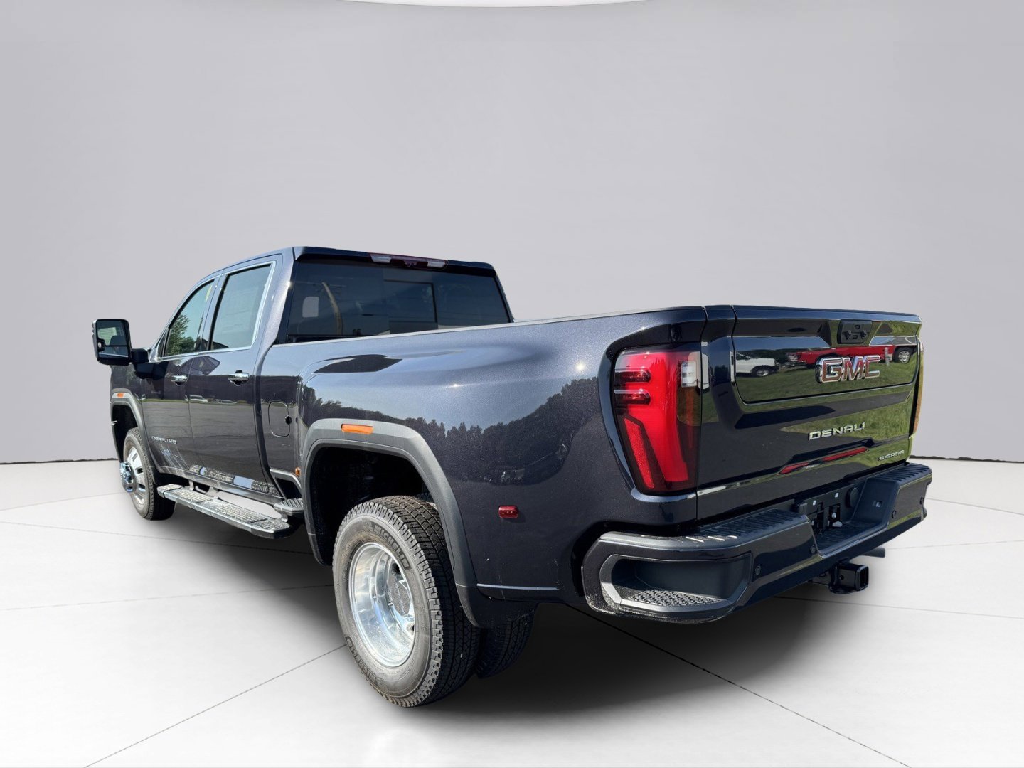 2024 GMC Sierra 3500 HD Vehicle Photo in LEOMINSTER, MA 01453-2952