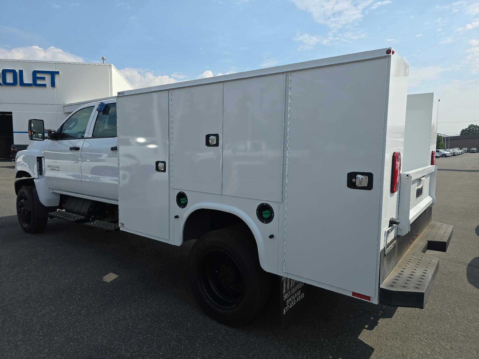 2024 Chevrolet Silverado 4500 HD Vehicle Photo in POST FALLS, ID 83854-5365