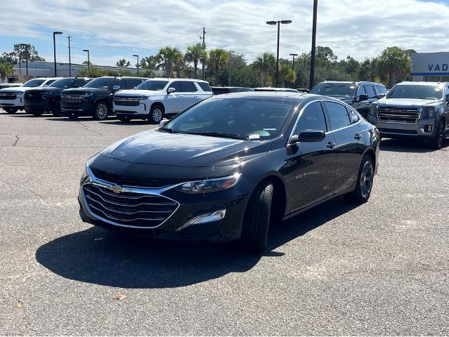 2025 Chevrolet Malibu Vehicle Photo in BEAUFORT, SC 29906-4218