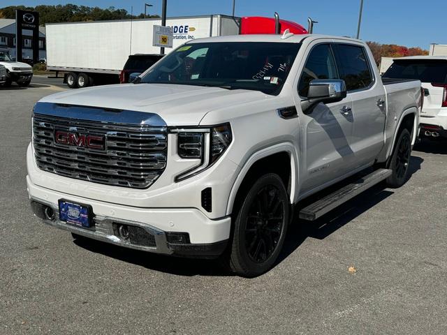 2025 GMC Sierra 1500 Vehicle Photo in LOWELL, MA 01852-4336