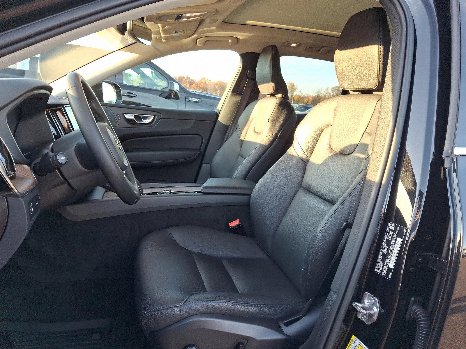 2022 Volvo XC60 Vehicle Photo in Trevose, PA 19053