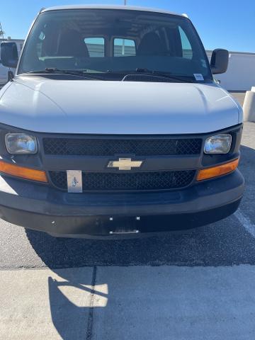 2015 Chevrolet Express Cargo Van Vehicle Photo in VENTURA, CA 93003-8585