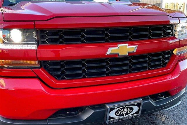 2017 Chevrolet Silverado 1500 Vehicle Photo in INDEPENDENCE, MO 64055-1314