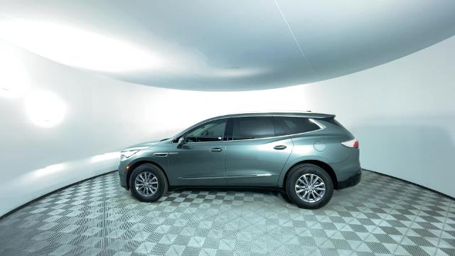 2024 Buick Enclave Vehicle Photo in GILBERT, AZ 85297-0402