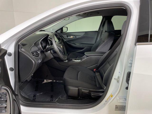 2025 Chevrolet Malibu Vehicle Photo in PHOENIX, AZ 85014-3381