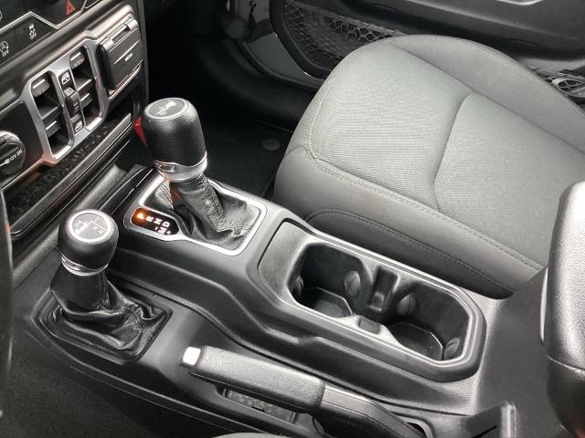 2022 Jeep Wrangler Vehicle Photo in Gardner, MA 01440