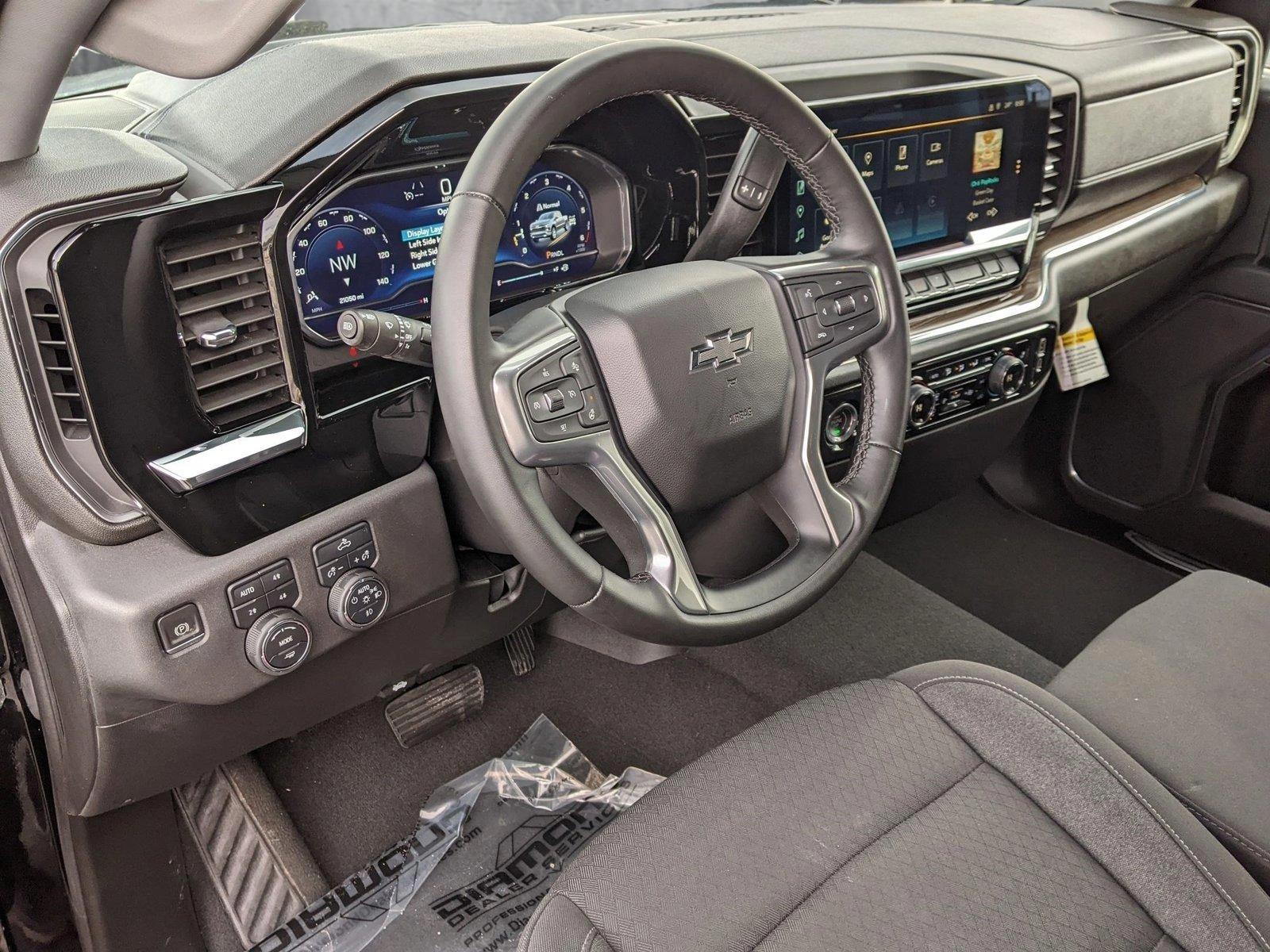 2023 Chevrolet Silverado 1500 Vehicle Photo in TIMONIUM, MD 21093-2300