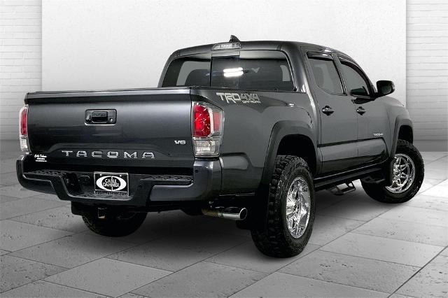 2020 Toyota Tacoma 4WD Vehicle Photo in Kansas City, MO 64114