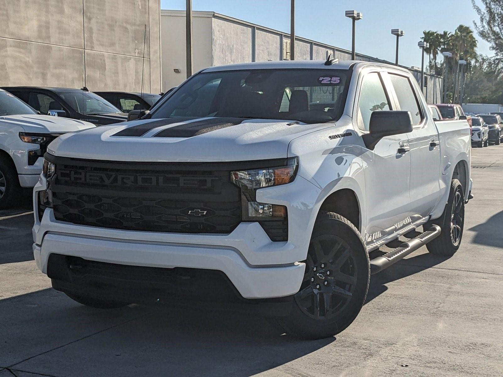 2025 Chevrolet Silverado 1500 Vehicle Photo in MIAMI, FL 33172-3015