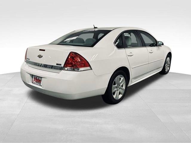 2011 Chevrolet Impala Vehicle Photo in MEDINA, OH 44256-9631