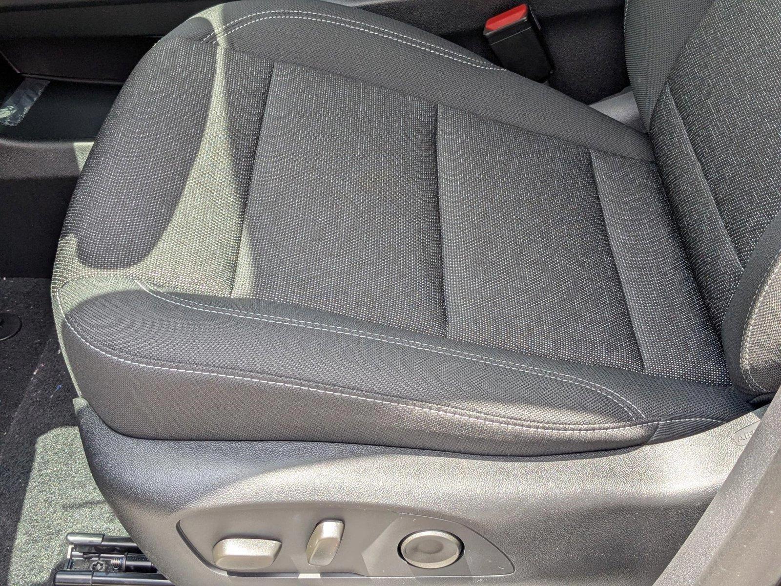 2025 Chevrolet Traverse Vehicle Photo in PEMBROKE PINES, FL 33024-6534