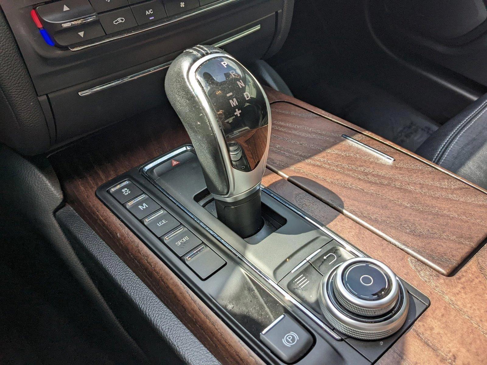 2017 Maserati Ghibli Vehicle Photo in Jacksonville, FL 32256