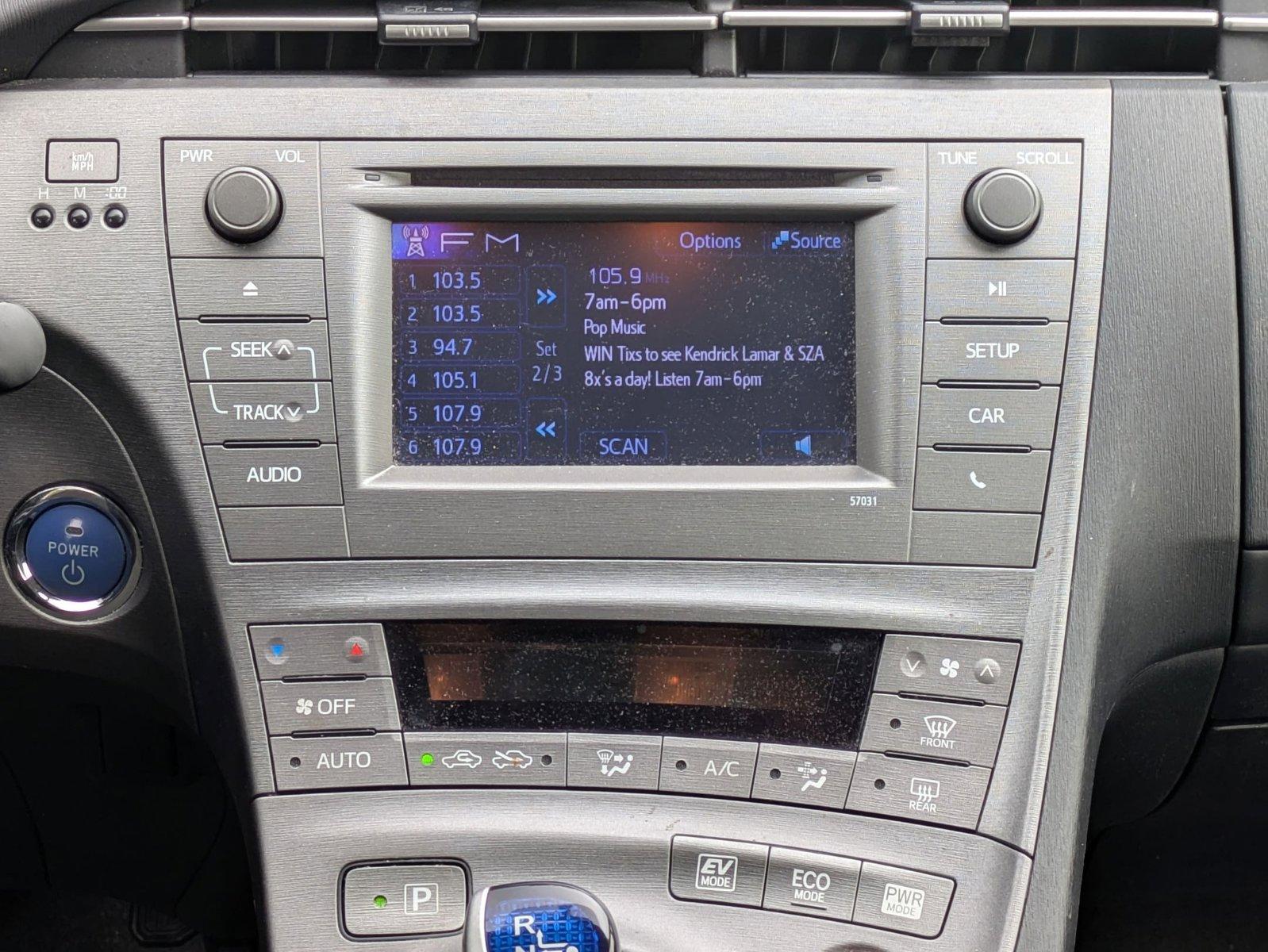 2013 Toyota Prius Vehicle Photo in Valencia, CA 91355-1794