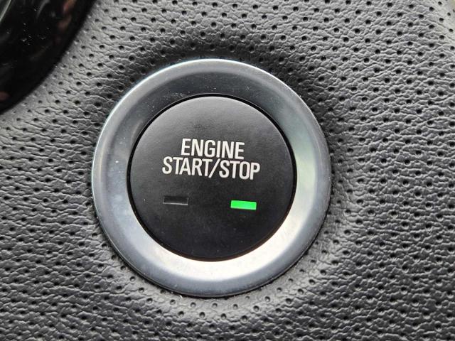 2019 Cadillac XT5 Vehicle Photo in DENTON, TX 76210-9321
