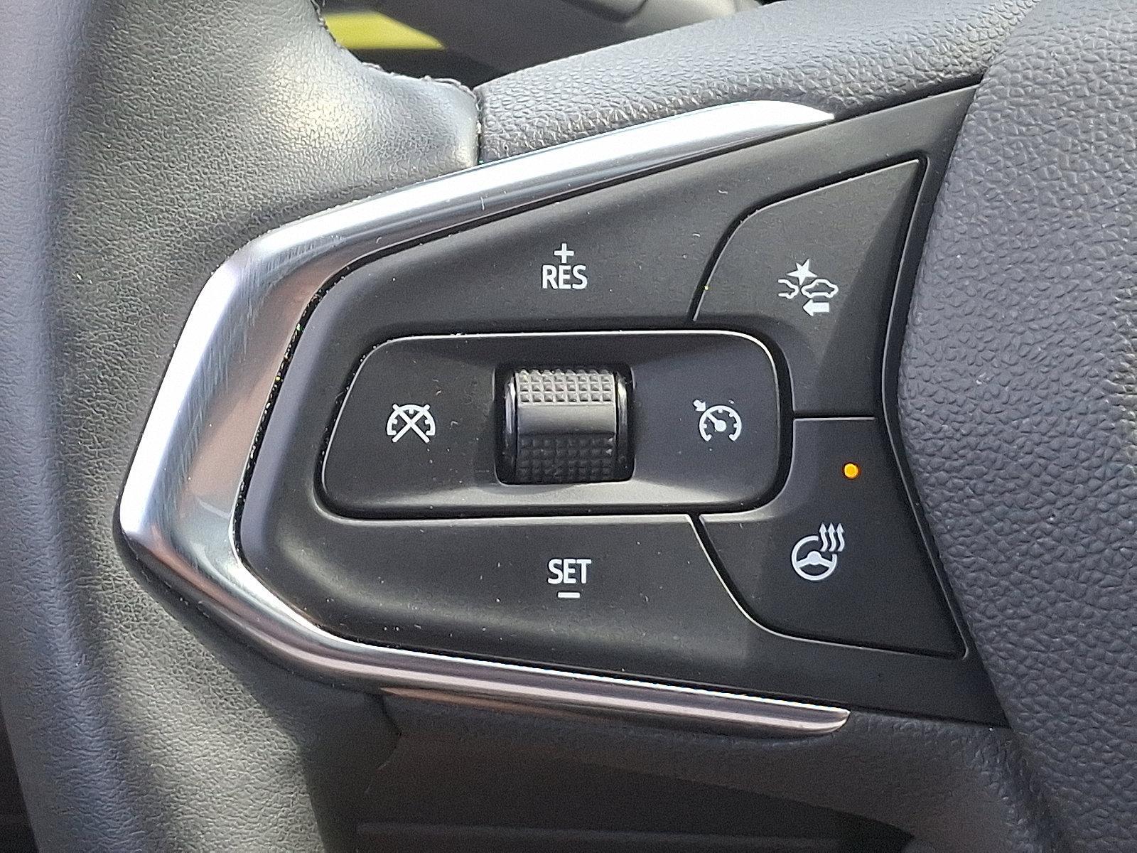 2025 Chevrolet Trax Vehicle Photo in Trevose, PA 19053