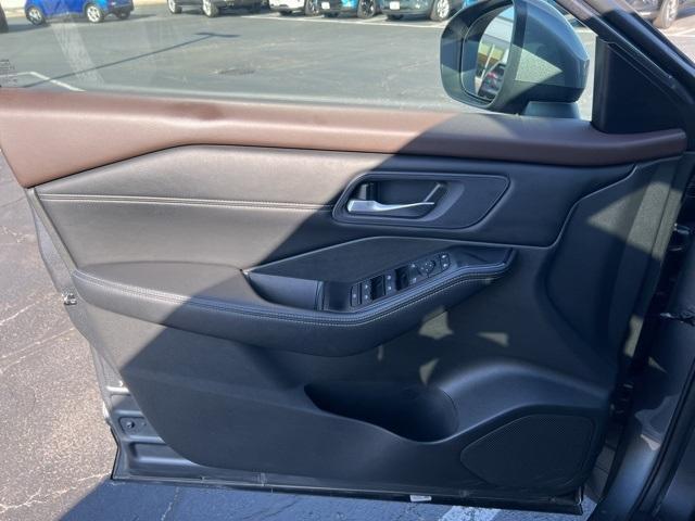 2023 Nissan Rogue Vehicle Photo in GREEN BAY, WI 54304-5303