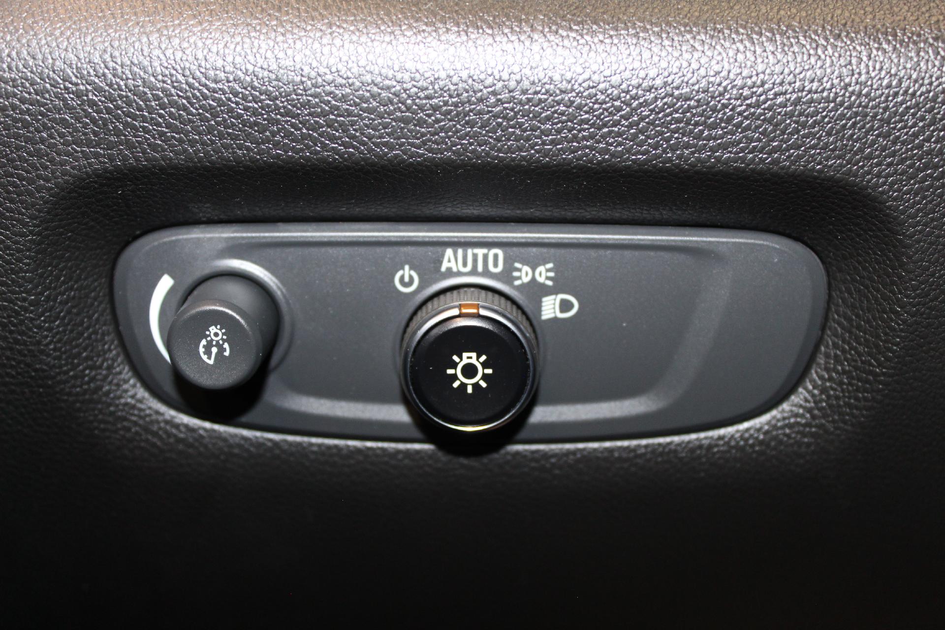 2022 Chevrolet Traverse Vehicle Photo in NORTHAMPTON, MA 01060-1120