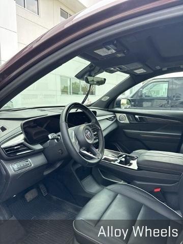 2025 Buick Enclave Vehicle Photo in Fishers, IN 46038