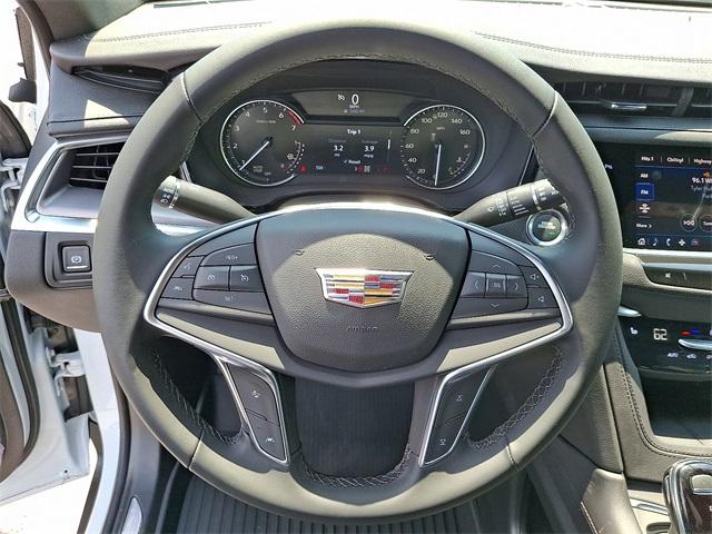 2025 Cadillac XT5 Vehicle Photo in ALLENTOWN, PA 18103-7399