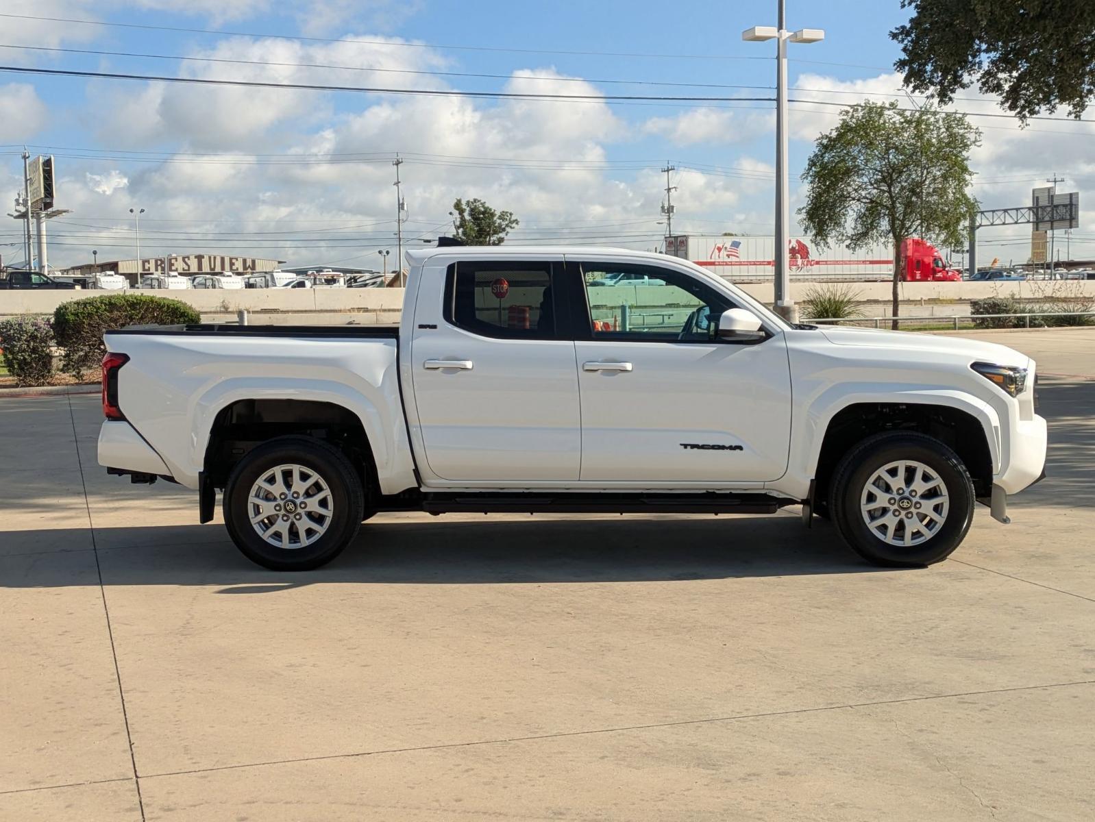 2024 Toyota Tacoma 2WD Vehicle Photo in SELMA, TX 78154-1460