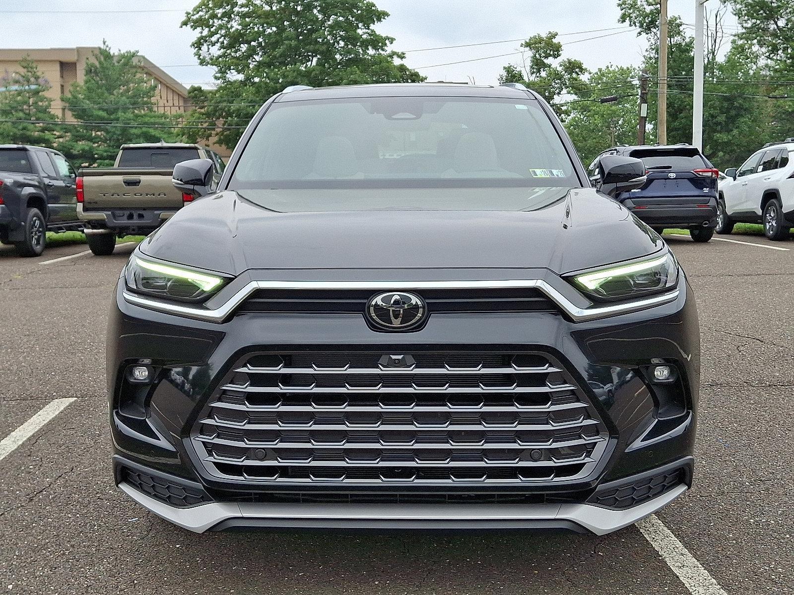 2025 Toyota Grand Highlander Vehicle Photo in Trevose, PA 19053