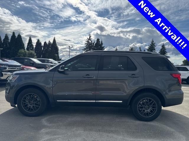 2017 Ford Explorer Vehicle Photo in Puyallup, WA 98371