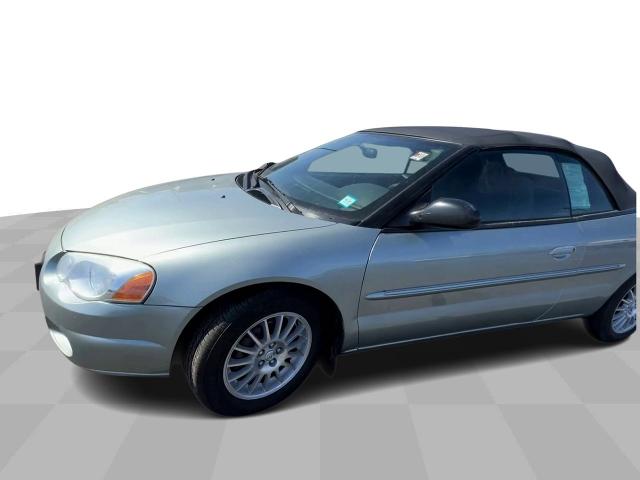 2004 Chrysler Sebring Vehicle Photo in MASSENA, NY 13662-2255