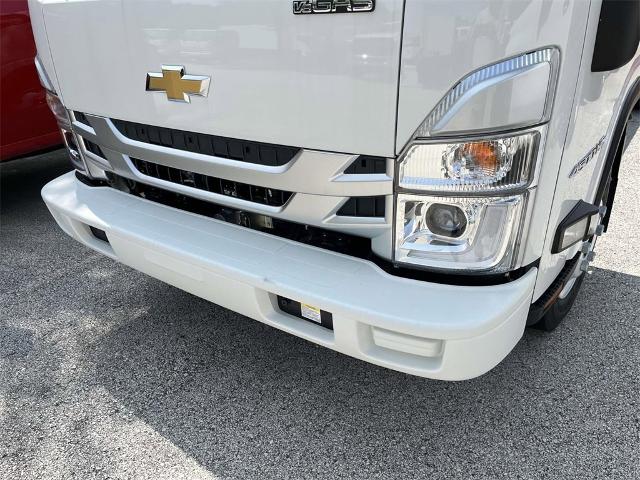 2025 Chevrolet Low Cab Forward 4500 Vehicle Photo in ALCOA, TN 37701-3235