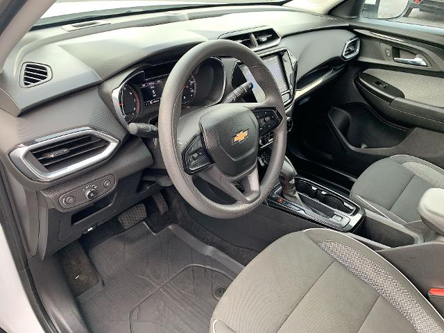 2022 Chevrolet Trailblazer Vehicle Photo in MOON TOWNSHIP, PA 15108-2571