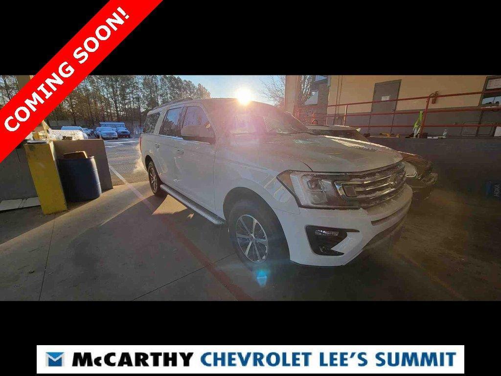 Used 2019 Ford Expedition XLT with VIN 1FMJK1JT4KEA39026 for sale in Kansas City