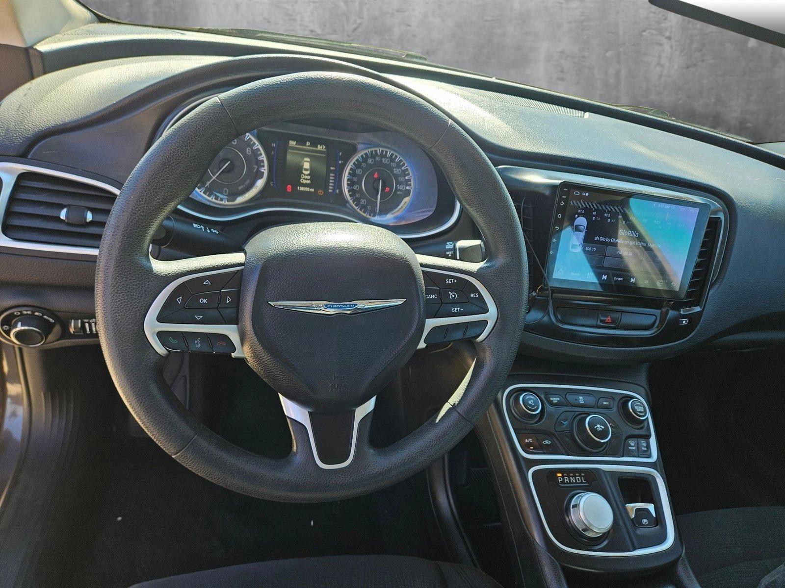 2015 Chrysler 200 Vehicle Photo in NORTH RICHLAND HILLS, TX 76180-7199