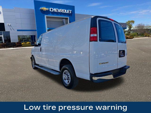 2022 Chevrolet Express Cargo 2500 Vehicle Photo in DANBURY, CT 06810-5034