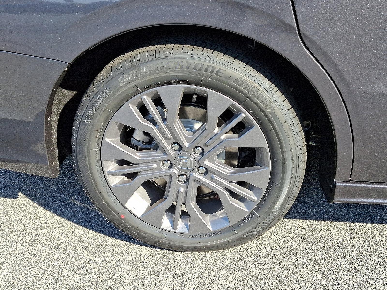2025 Honda Odyssey Vehicle Photo in Harrisburg, PA 17111