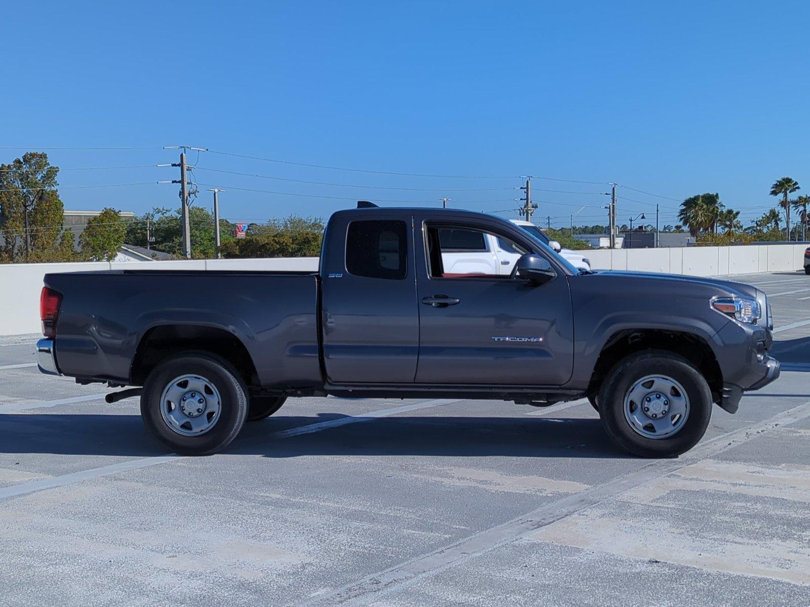 2022 Toyota Tacoma 2WD Vehicle Photo in Ft. Myers, FL 33907