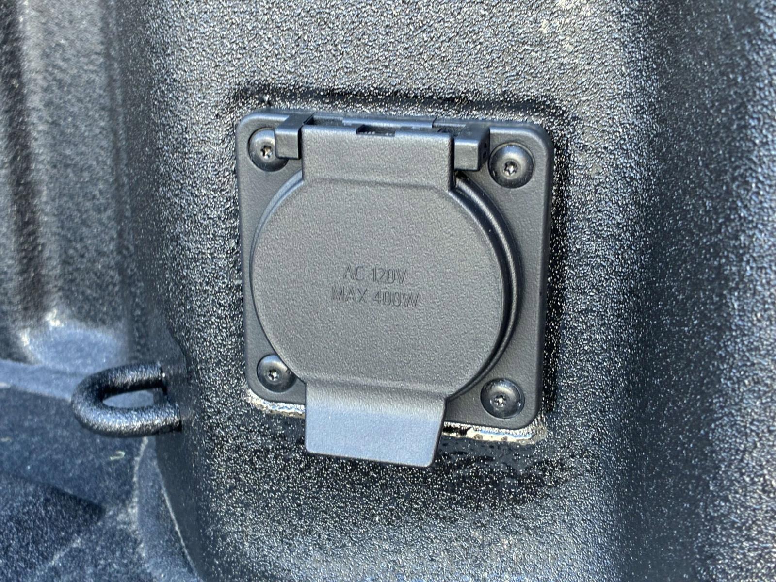 2025 Chevrolet Silverado 2500 HD Vehicle Photo in LOS ANGELES, CA 90007-3794