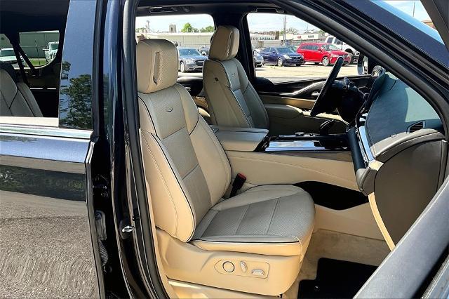 2023 Cadillac Escalade ESV Vehicle Photo in Tulsa, OK 74145