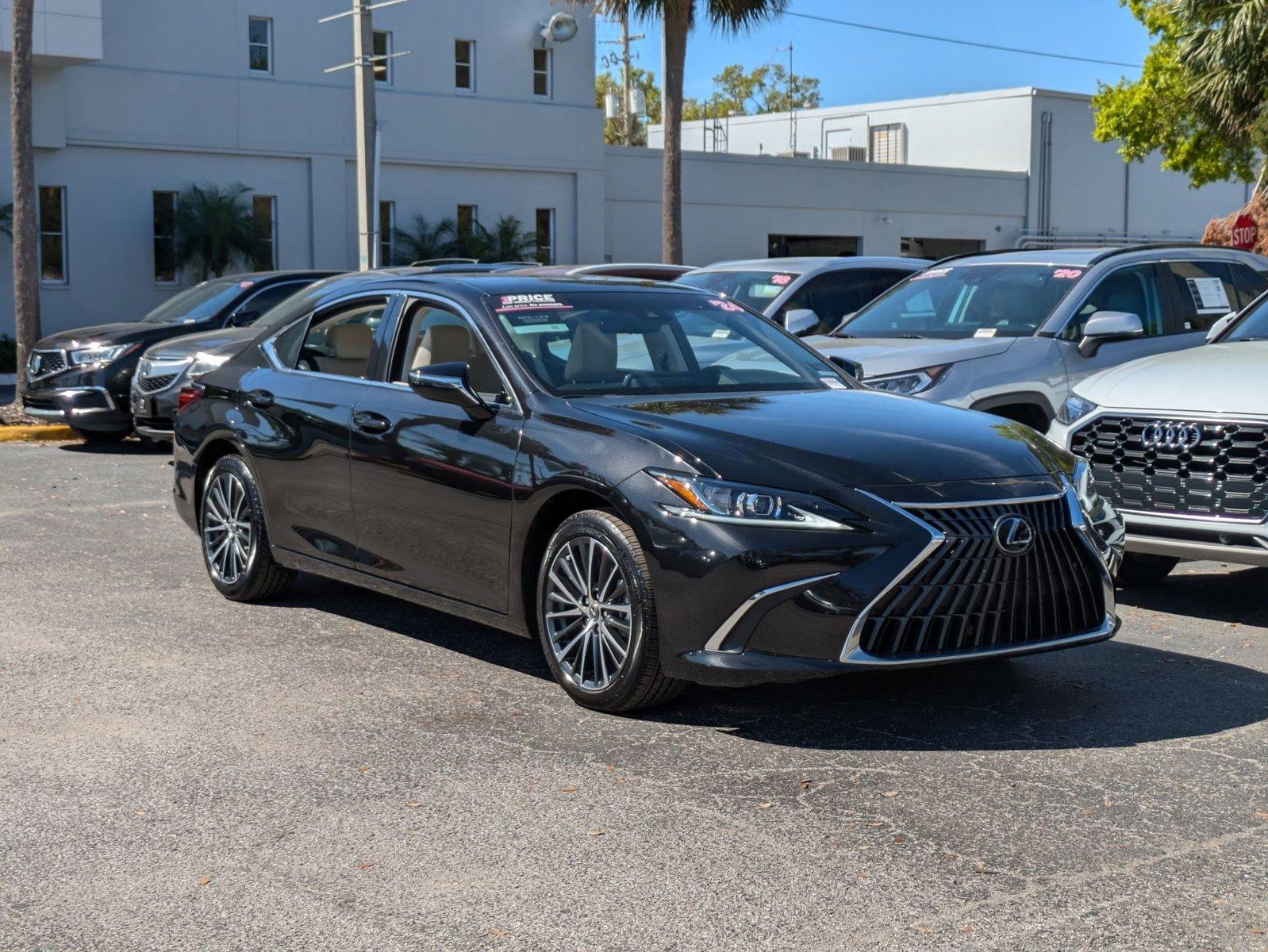 2024 Lexus ES 250 Vehicle Photo in Tampa, FL 33614