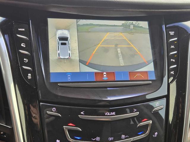 2020 Cadillac Escalade Vehicle Photo in DENTON, TX 76210-9321