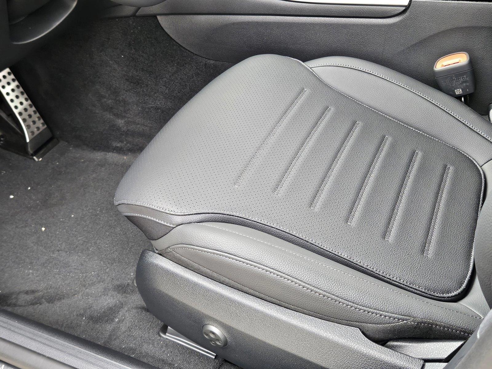 2025 Mercedes-Benz C-Class Vehicle Photo in Pembroke Pines , FL 33027