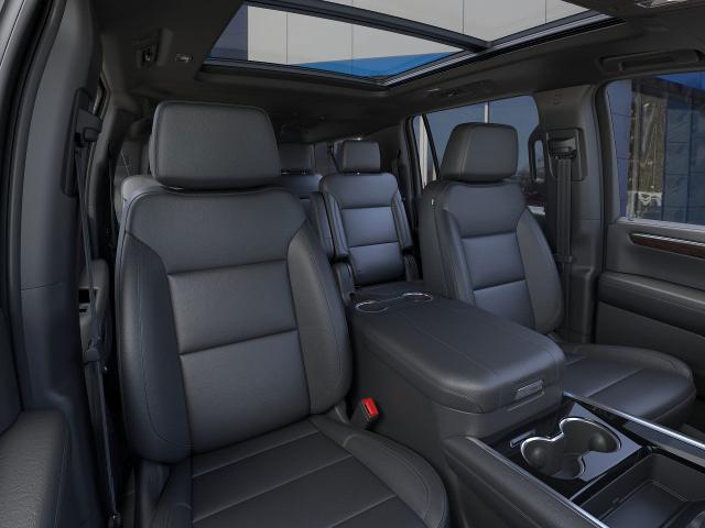 2025 Chevrolet Suburban Vehicle Photo in DANBURY, CT 06810-5034