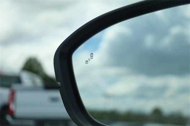 2025 Nissan Pathfinder Vehicle Photo in Hazelwood, MO 63042
