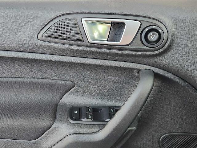 2015 Ford Fiesta Vehicle Photo in DALLAS, TX 75209