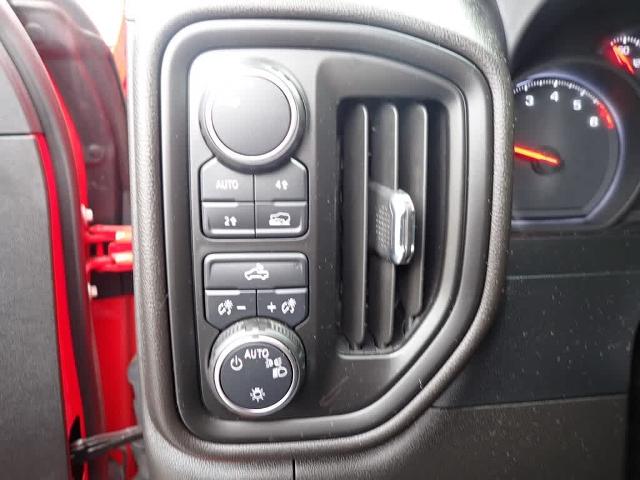 2022 Chevrolet Silverado 1500 Vehicle Photo in ZELIENOPLE, PA 16063-2910