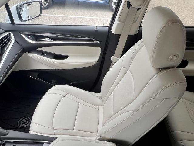 2023 Buick Enclave Vehicle Photo in EFFINGHAM, IL 62401-2832