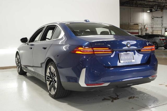 2024 BMW 530i Vehicle Photo in GRAPEVINE, TX 76051
