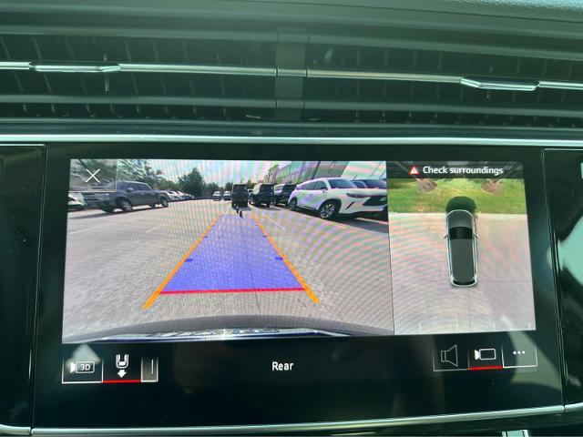 2025 Audi Q7 Vehicle Photo in HOUSTON, TX 77090