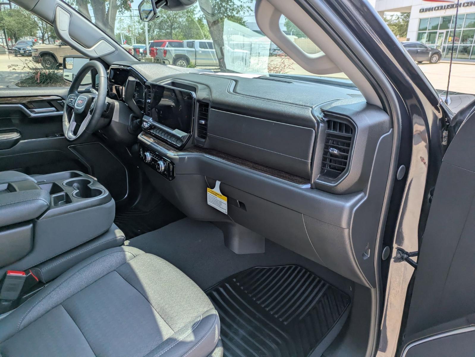 2024 GMC Sierra 1500 Vehicle Photo in SELMA, TX 78154-1460