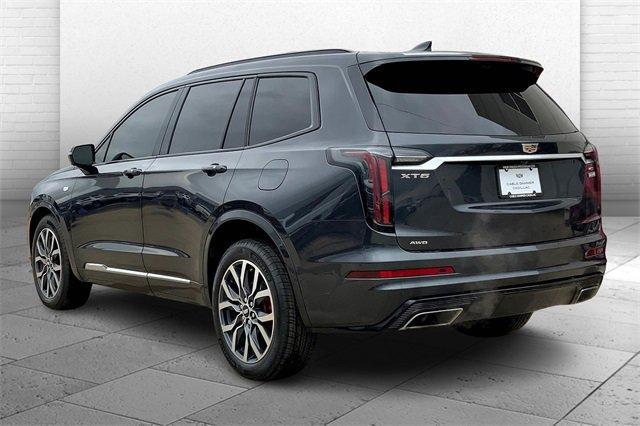 2023 Cadillac XT6 Vehicle Photo in TOPEKA, KS 66609-0000
